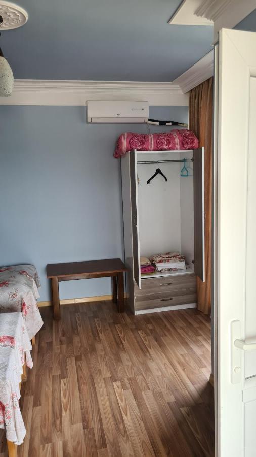 Gios Guest House Tsjakvi Eksteriør bilde